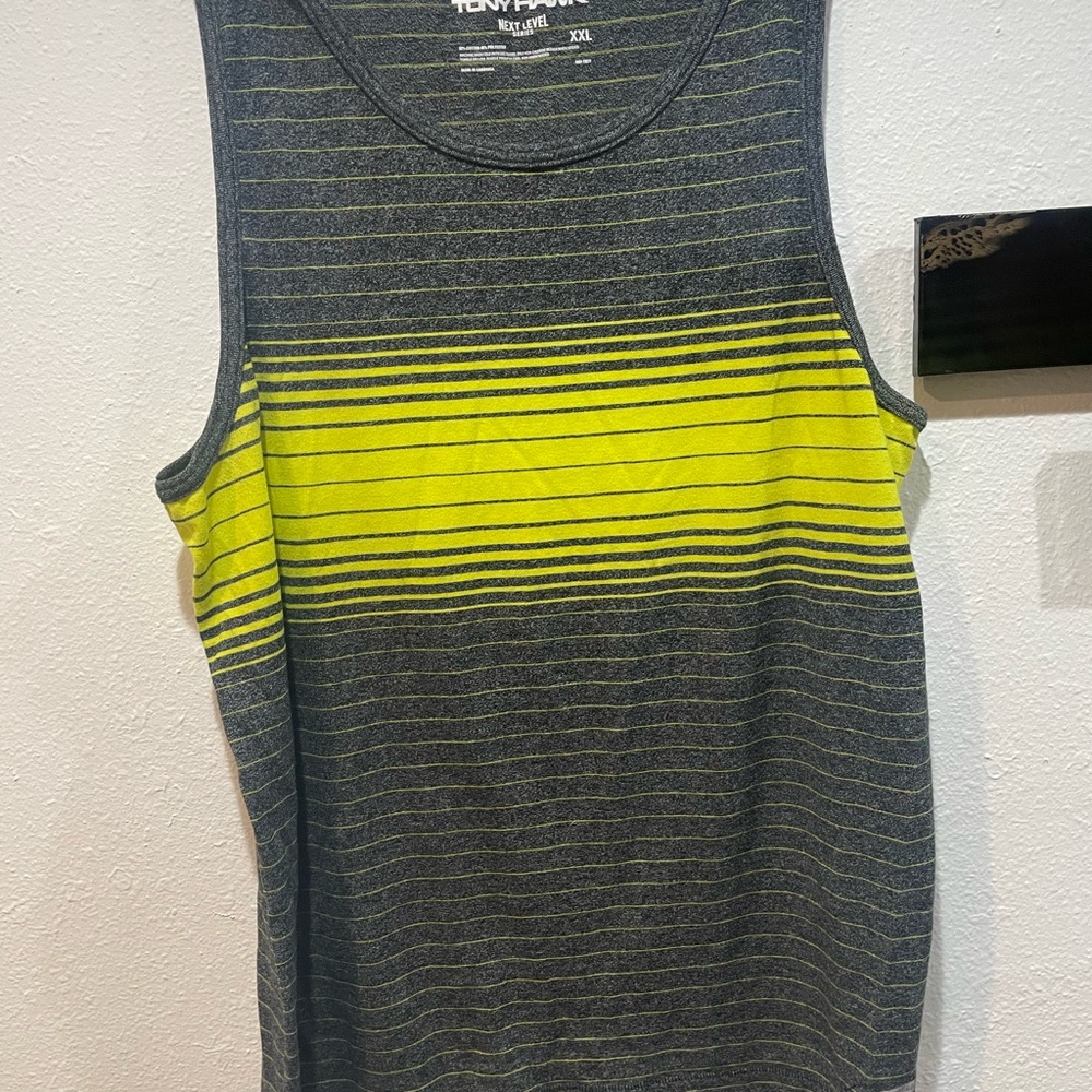 TONY HAWK Next Level Series Men's Gray and Yellow Striped Tank Top EUC
